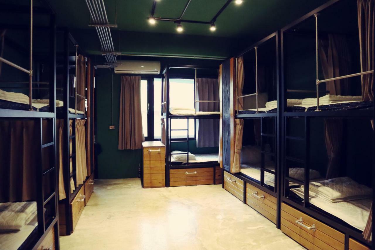 Travel Charger Hostel Хуалянь Екстер'єр фото